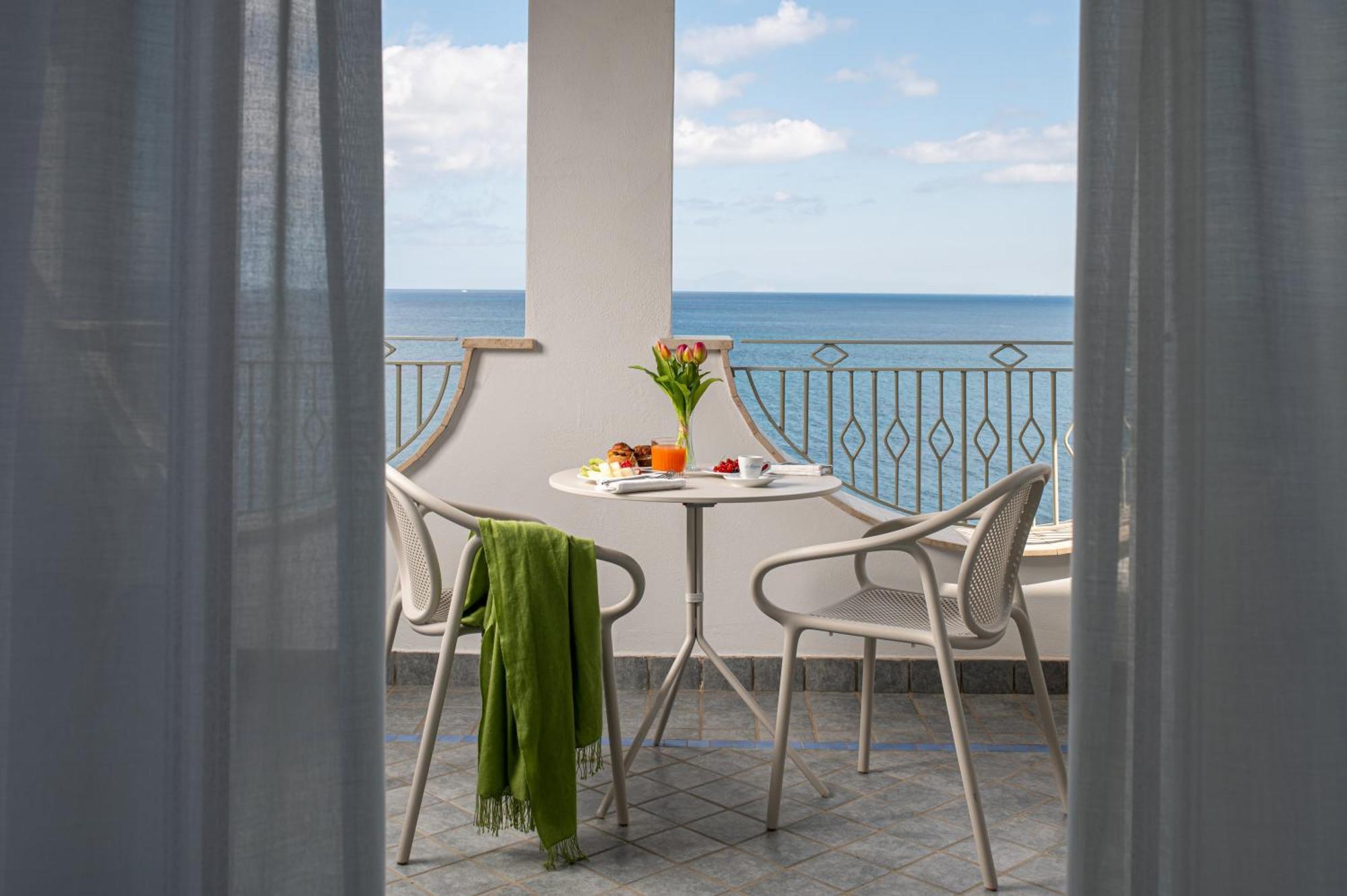 Hotel La Madonnina Casamicciola Terme Ngoại thất bức ảnh